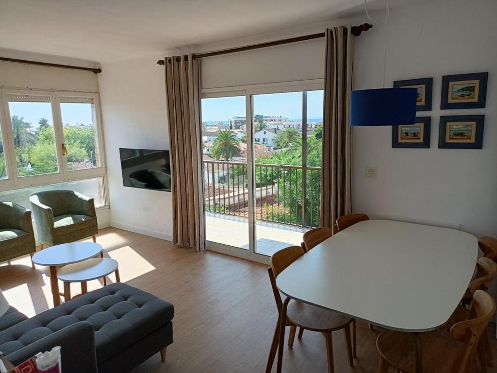 Апартаменты Cambrils Pi Rodo Экстерьер фото